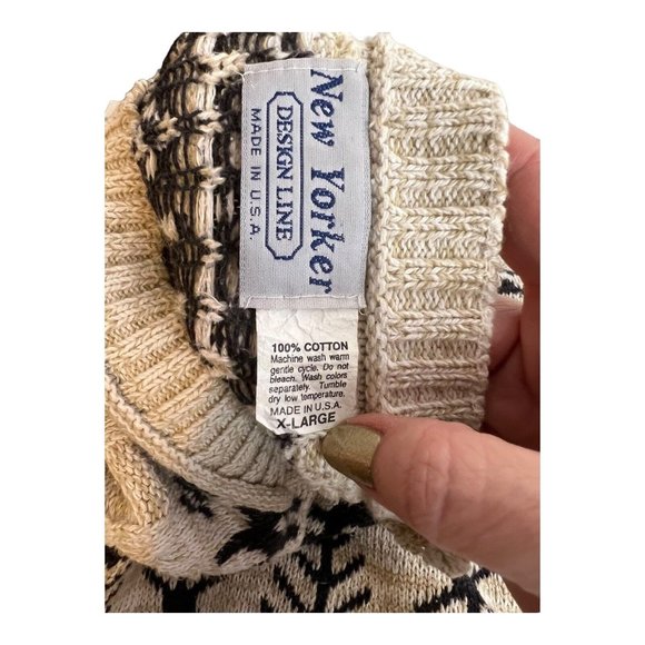 USA Made VTG 90s New Yorker Mens XL Crewneck Cable Knit FLAW Upcycle mittens - Picture 9 of 9